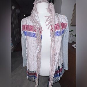 Gimmicks by buckle xs cardigan fringe Aztec sweater